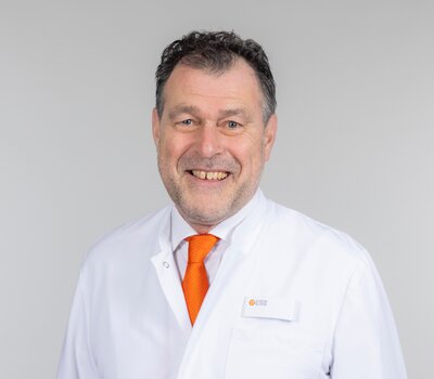 Dr. Frank Keller