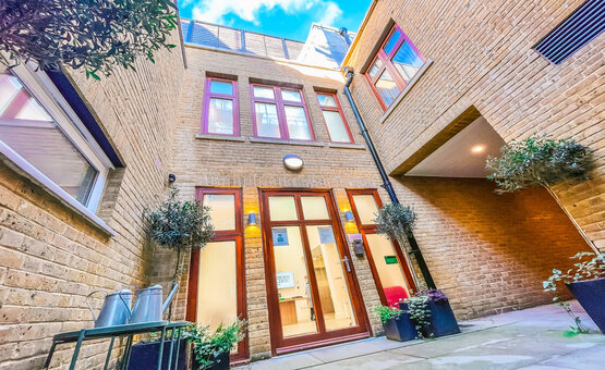 Eingangsbereich der Schoen Clinic Chelsea