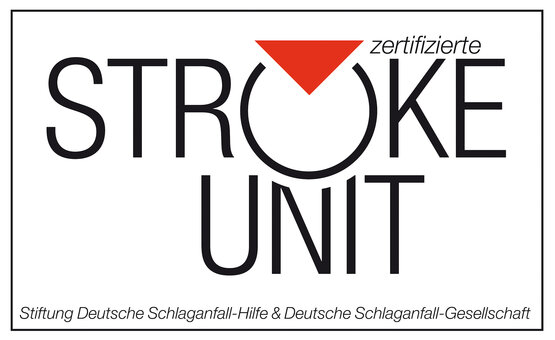 Logo „zertifizierte STROKE UNIT“ mit rotem Dreieck, Stiftung Deutsche Schlaganfall-Hilfe & Schlaganfall-Gesellschaft