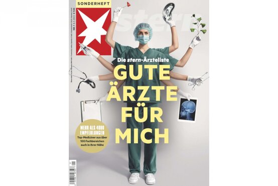Titelbild des stern Sonderhefts zu Top-Ärztinnen und Ärzten: OP-Fachkraft mit sechs Armen, hält Stethoskop, Tabletten, Röntgenbild