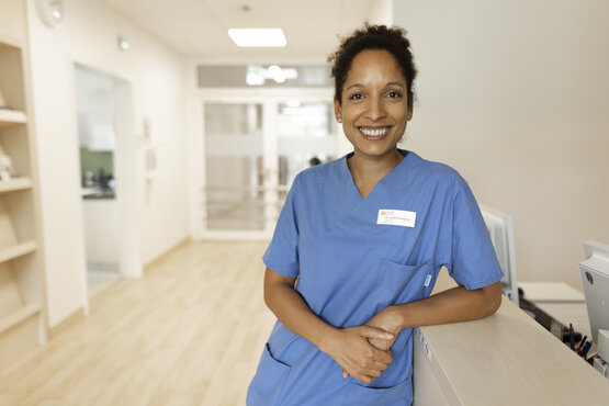 Dr. Judith Kamgang, Oberärztin Neurologie in der Schön Klinik Vogtareuth