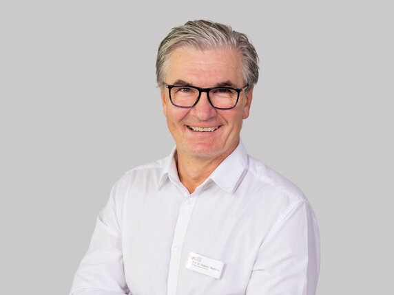 Prof. Dr. Vladimir Martinek