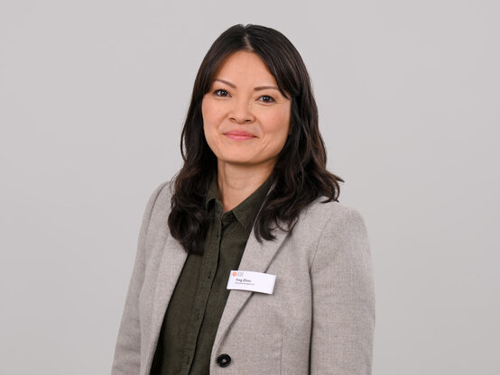 Ying Zhou