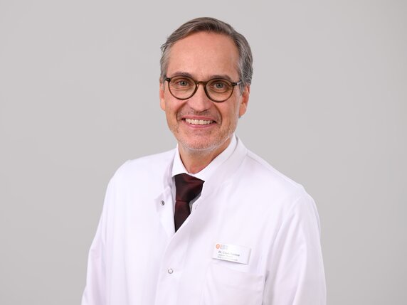 Dr. Claus Cantus
