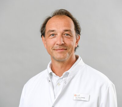 Dr. Oliver-Max Potrett