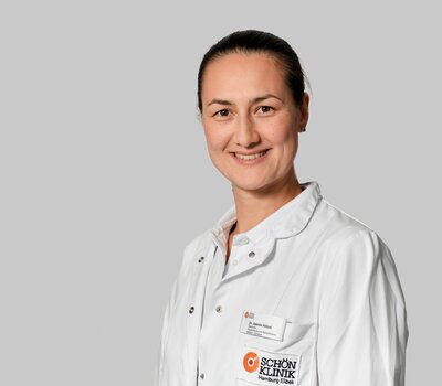 Dr. Jasmin Hölzel