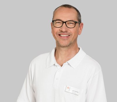 Dr. Gregor Schmeiser