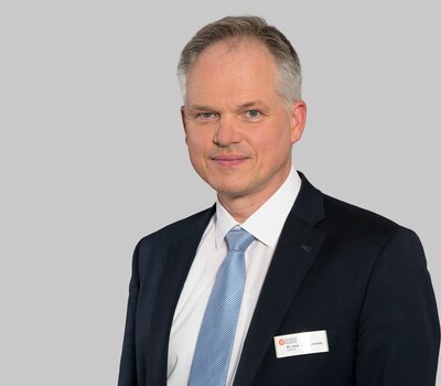 Dr. Alexander Spauschus