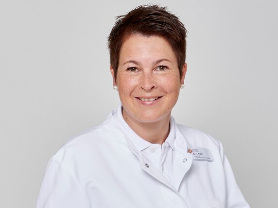 Dr. Ilka Roth