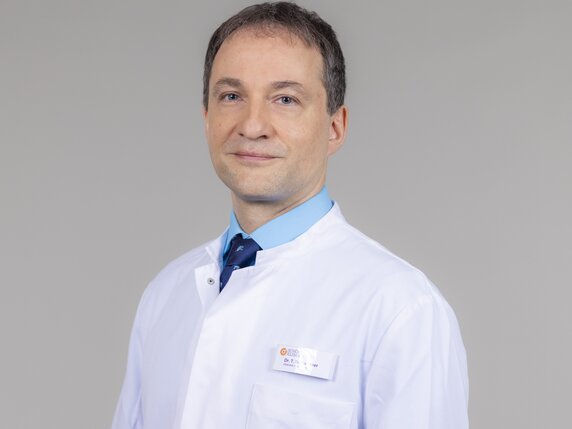 Dr. Thomas Schachtner