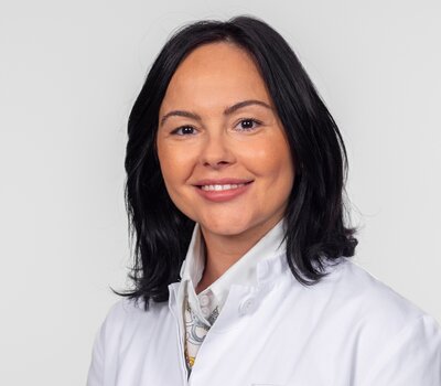 Dr. Elena Retezan