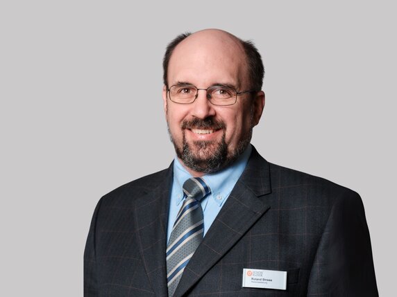 Roland Strawe