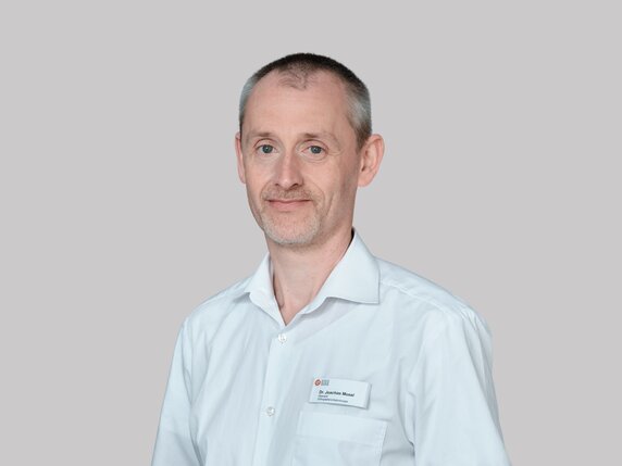 Dr. Joachim Mosel