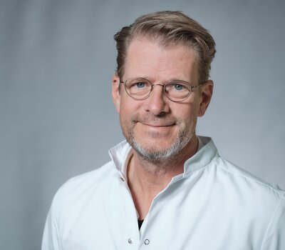 Dr. Andreas Hermann Ruecker