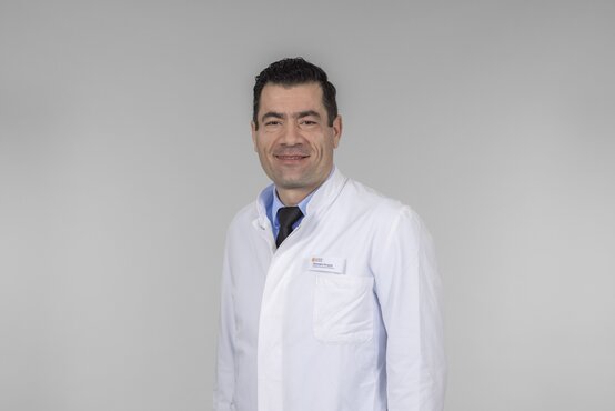 Porträt von Gheorghe Gorgota, Facharzt für Physikalische und Rehabilitative Medizin in der Schön Klinik Roseneck