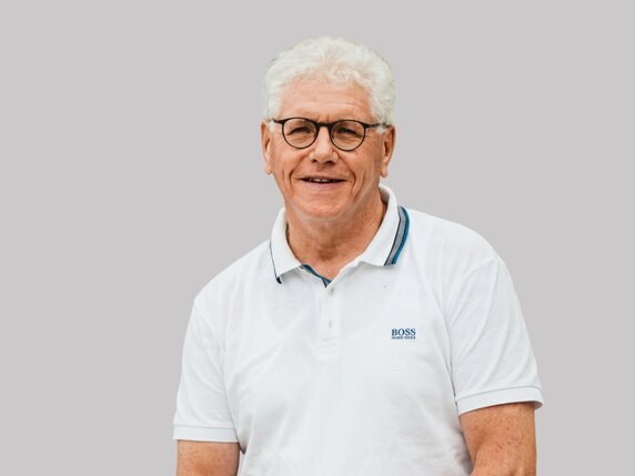 Dr. Helmut Tüchert