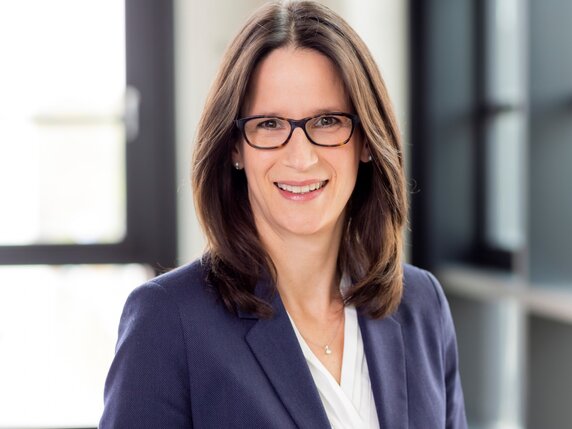 Dr. Dorothea Jestädt