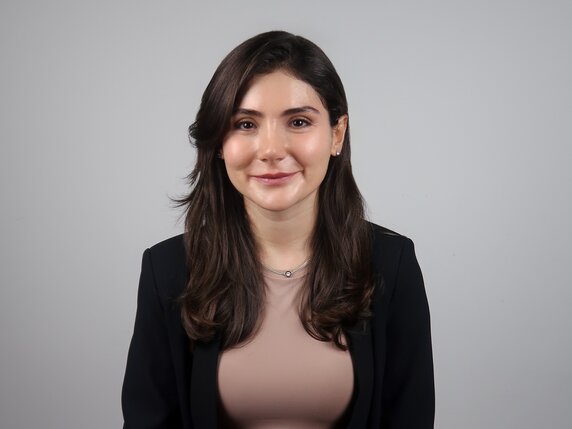 Dr Irem Aksu