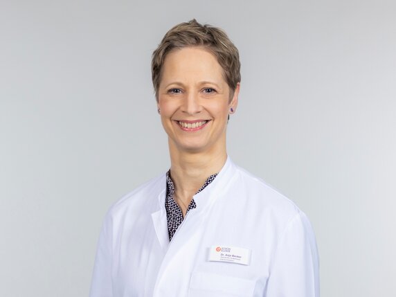Dr. Anja Becker