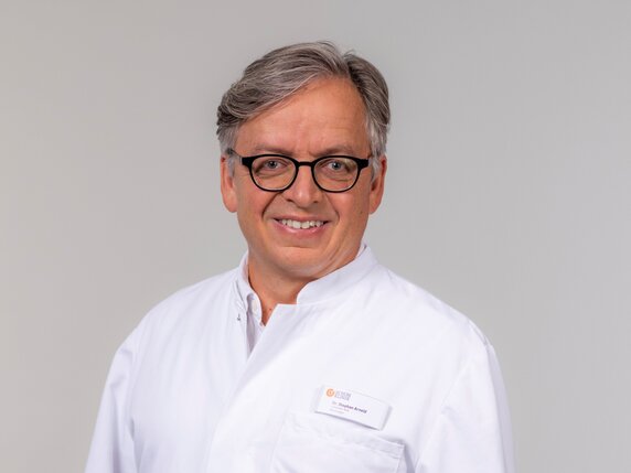 Dr. Stephan Arnold