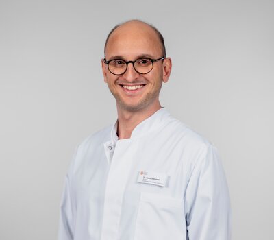 Dr. Hans Gamperl