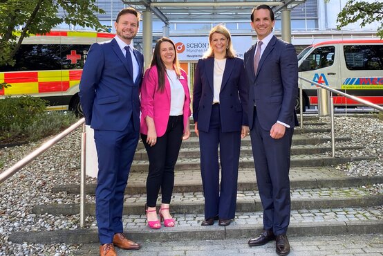Besuch der Pflegebevollmächtigten Katrin Staffler in der Schön Klinik München Harlaching