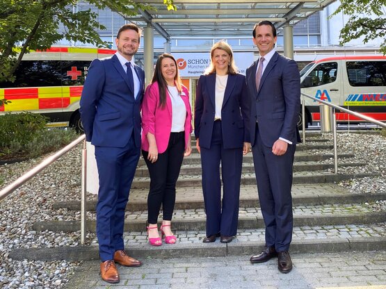 Besuch der Pflegebevollmächtigten Katrin Staffler in der Schön Klinik München Harlaching