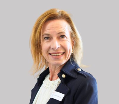 Dr. Katharina Schuppan