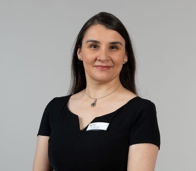 Dr. Figen Lund