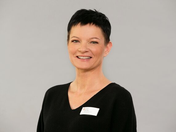 Dana Nell