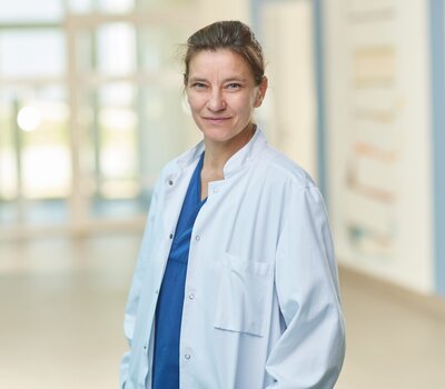 Dr. Caroline Wedel